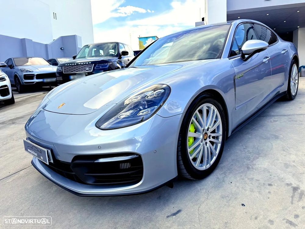 Porsche Panamera 4 E-Hybrid Platinum Edition - 56