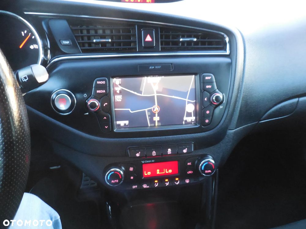 Kia Ceed Cee'd 1.6 T-GDI GT XL - 27