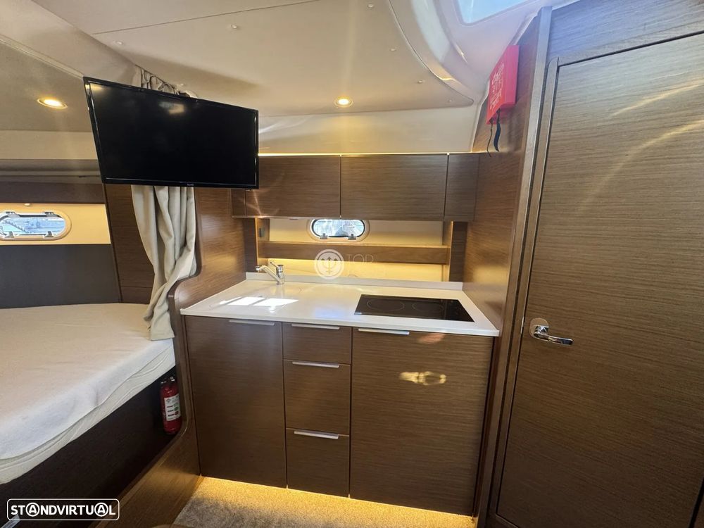 Bavaria Motor Boats S 33 HT - 19