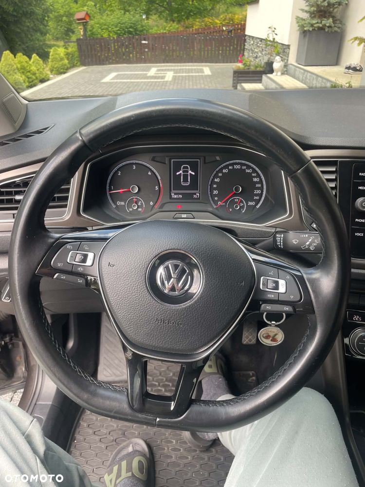 Volkswagen T-Roc - 6