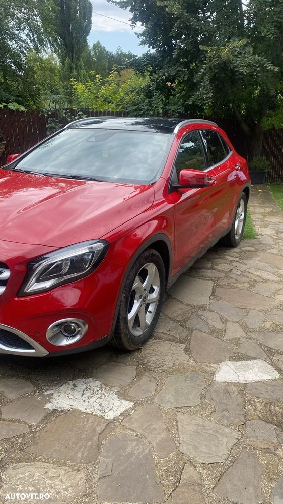 Mercedes-Benz GLA 220 d 4MATIC Aut. - 3