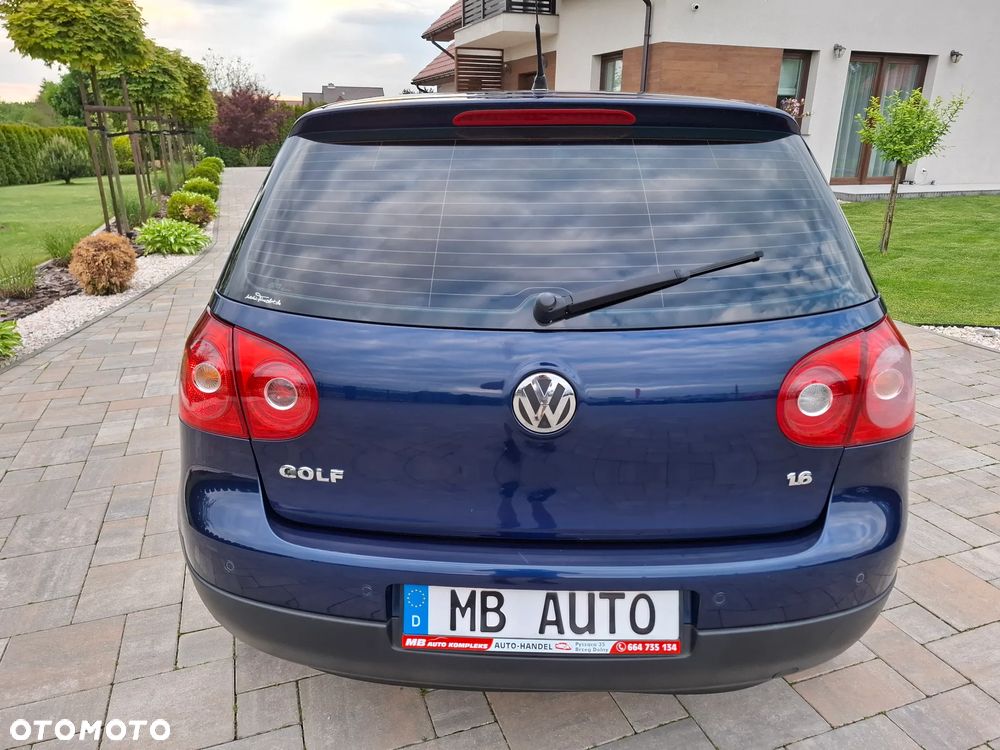 Volkswagen Golf 1.6 Tour Edition - 17