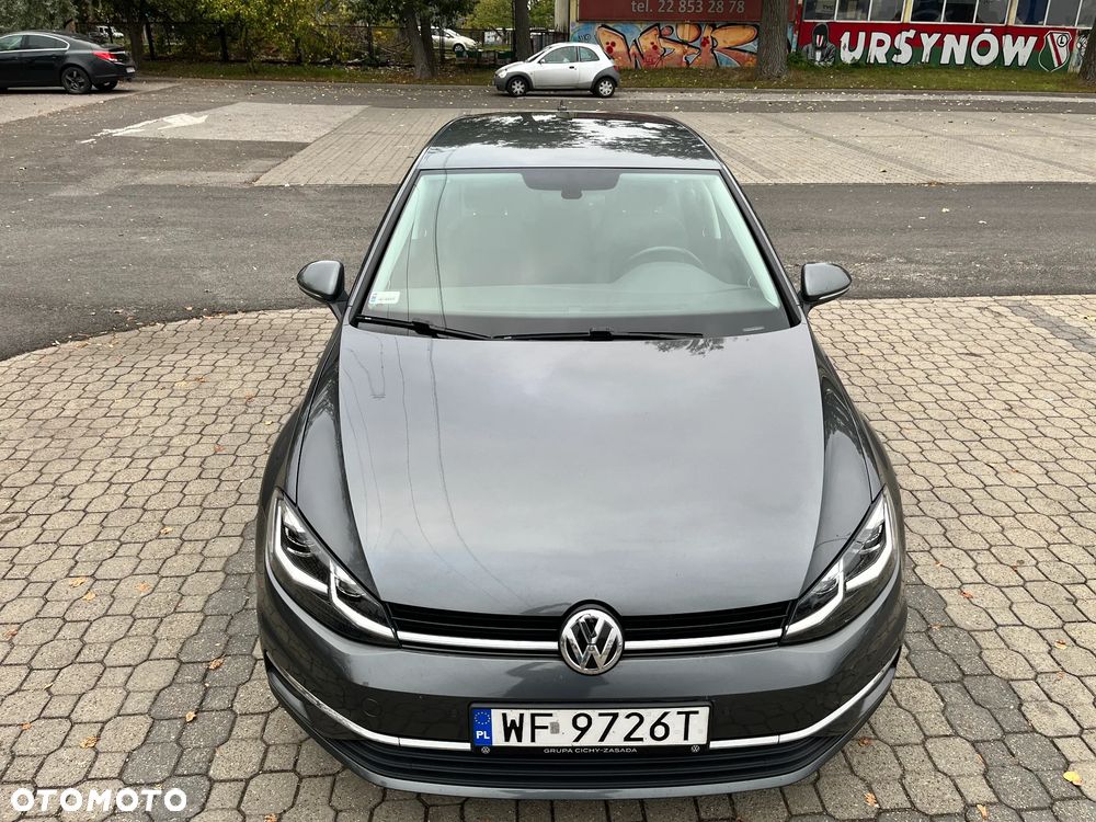 Volkswagen Golf - 10
