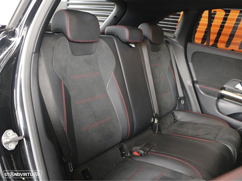 Mercedes-Benz GLA 250 - 16
