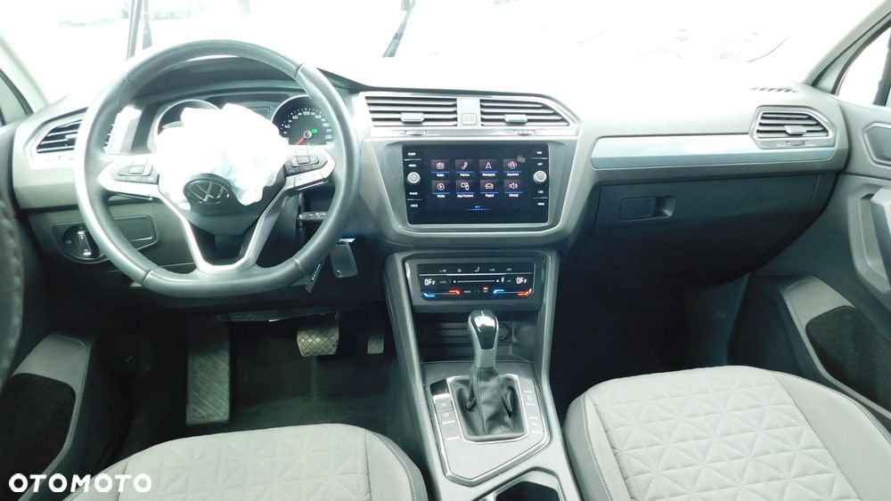 Volkswagen Tiguan 1.5 TSI EVO Elegance DSG - 26