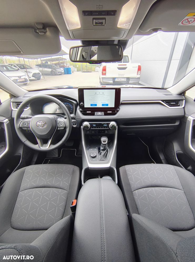 Toyota RAV4 - 7