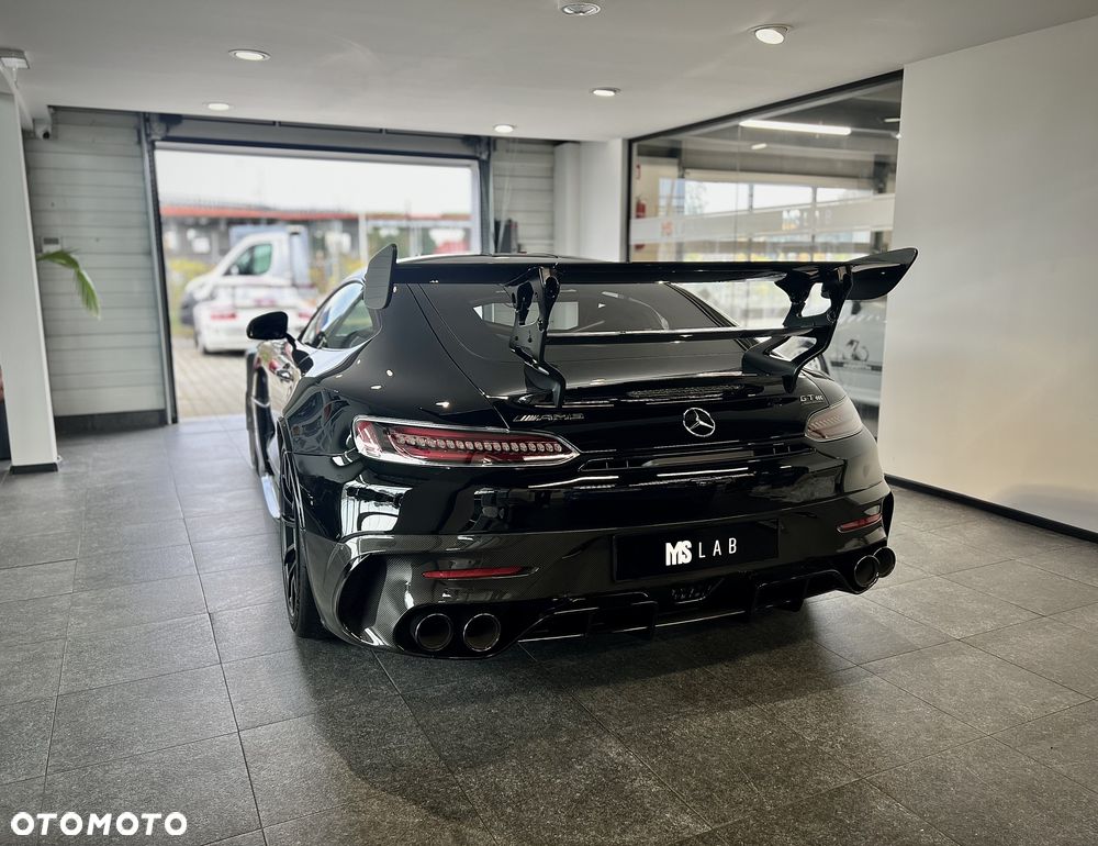 Mercedes-Benz AMG GT - 4