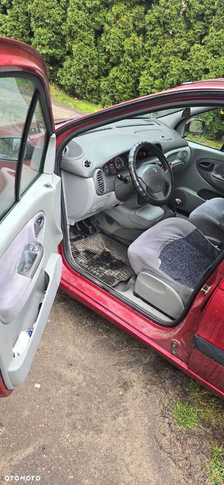 Renault Scenic - 8
