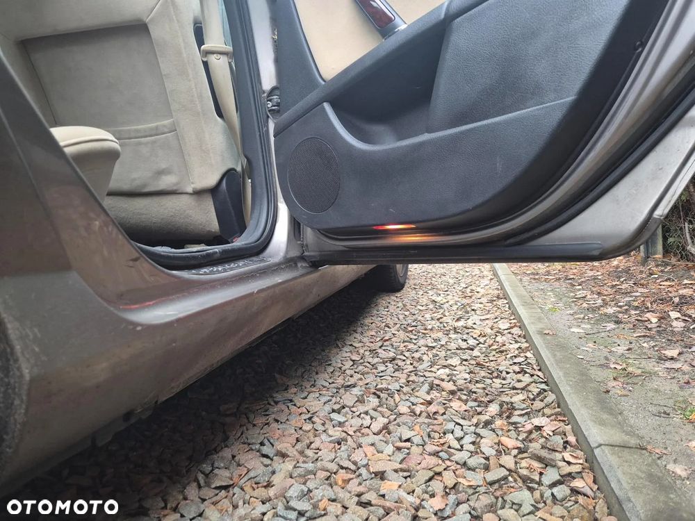 Peugeot 407 2.0 SV Executive - 12