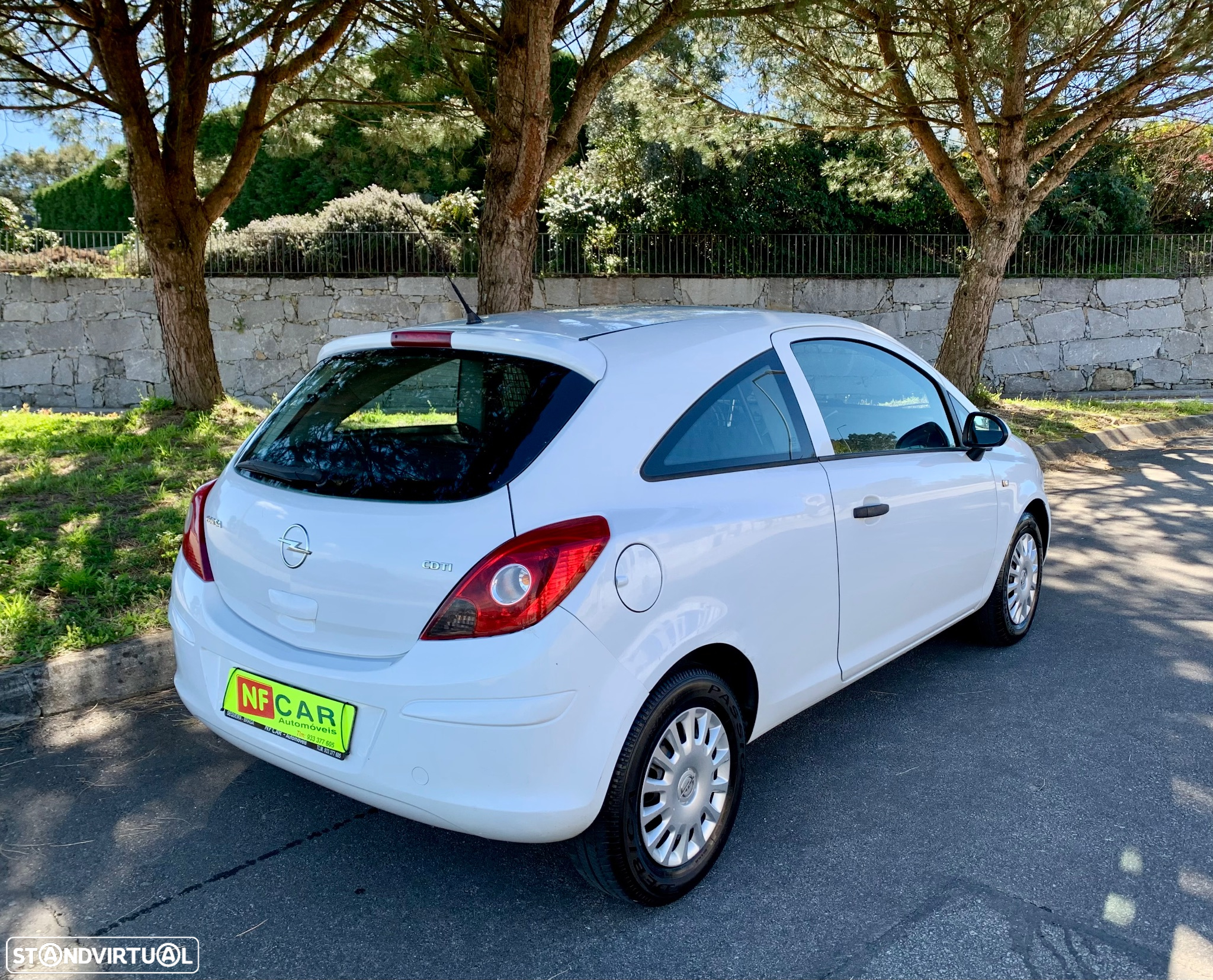 Opel Corsa 2 lugares - 2