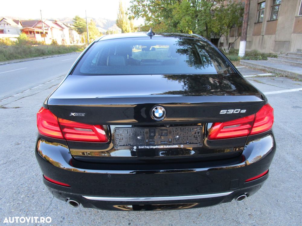 BMW Seria 5 530e xDrive Aut. Luxury Line - 10