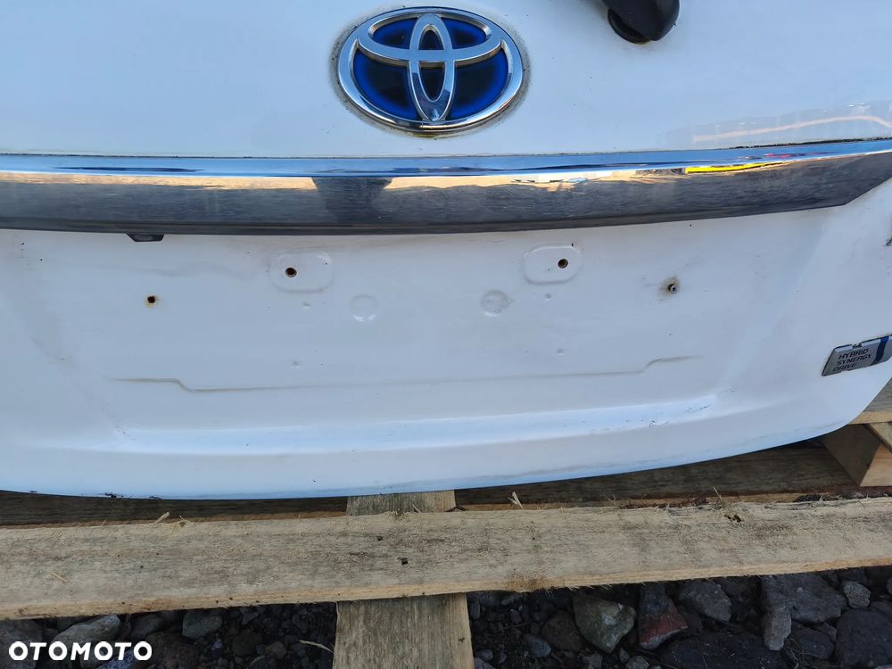 KLAPA BAGAŻNIKA POKRYWA TOYOTA YARIS III - 5