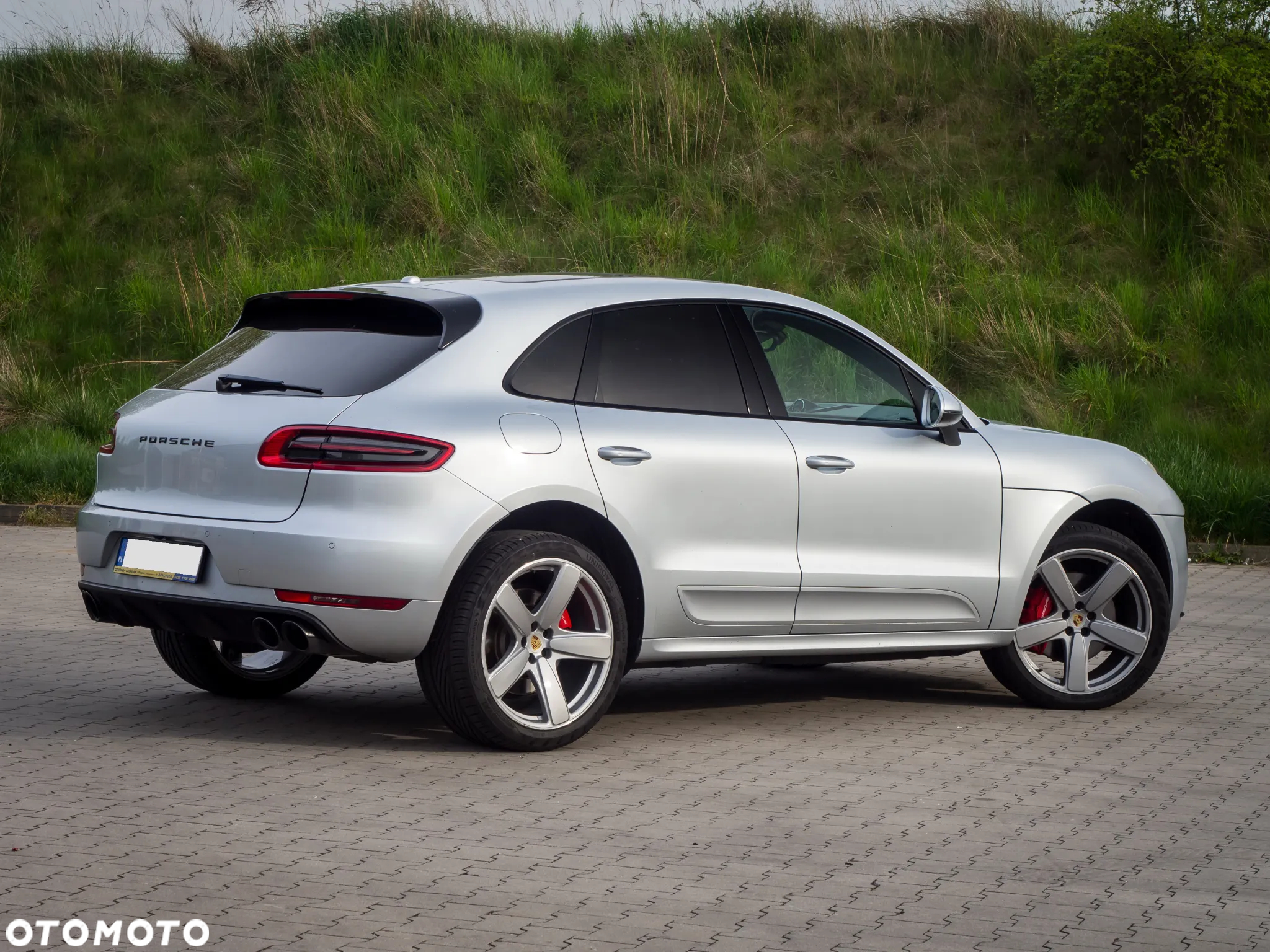 Porsche Macan Turbo - 20