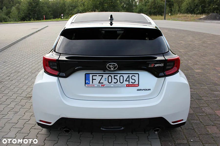 Toyota GR Yaris - 16