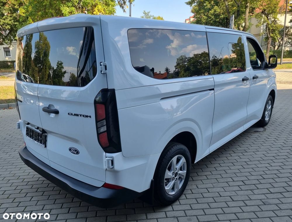 Ford Transit Custom - 8