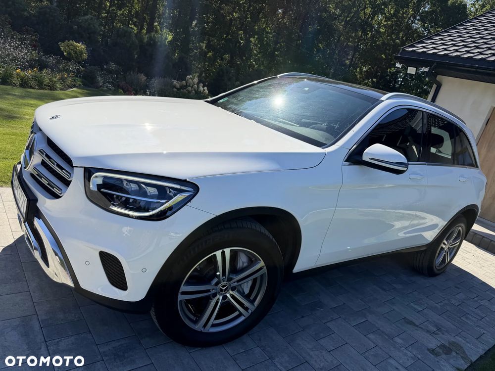 Mercedes-Benz GLC - 11