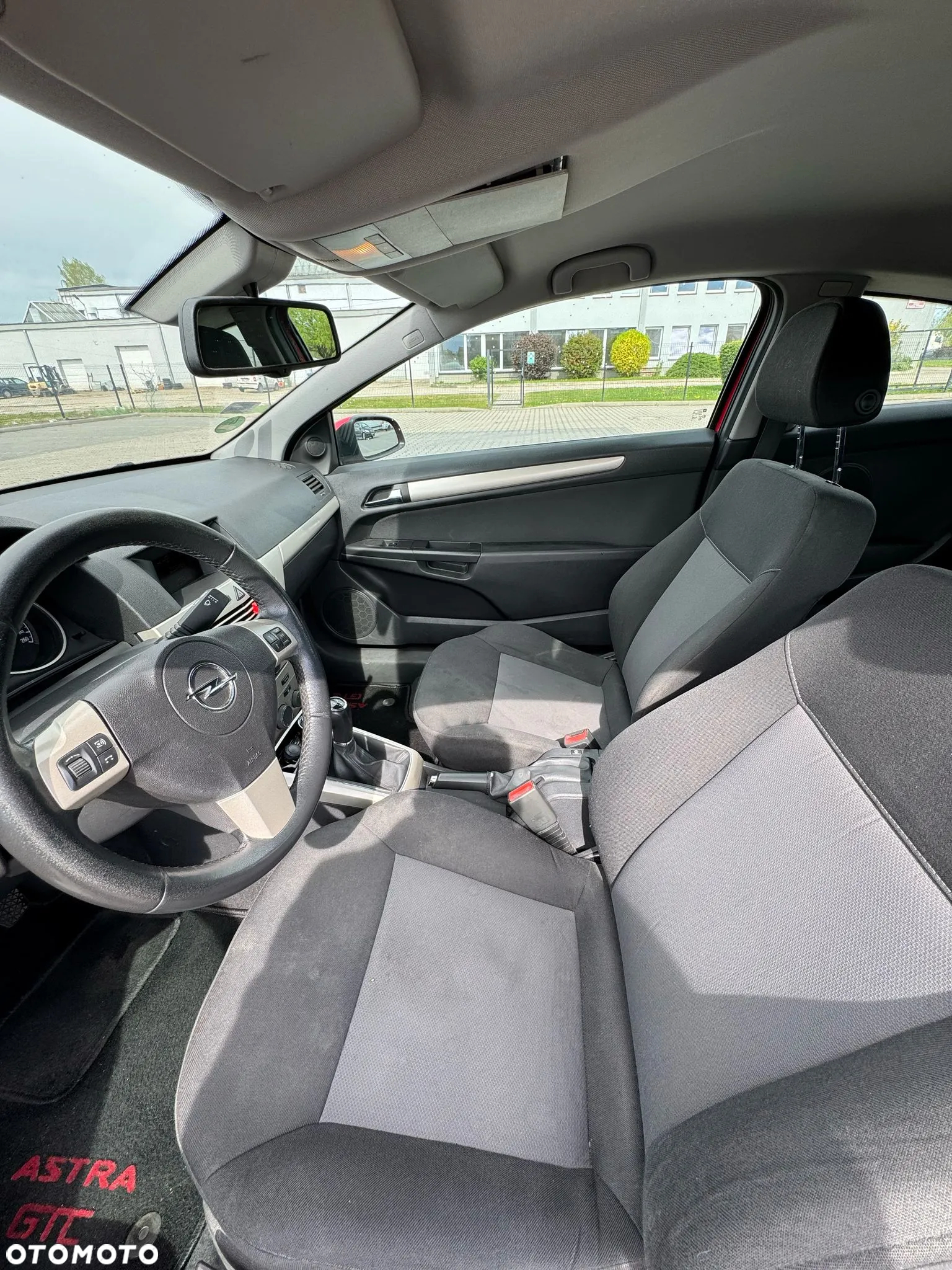 Opel Astra III GTC 1.4 111 - 24
