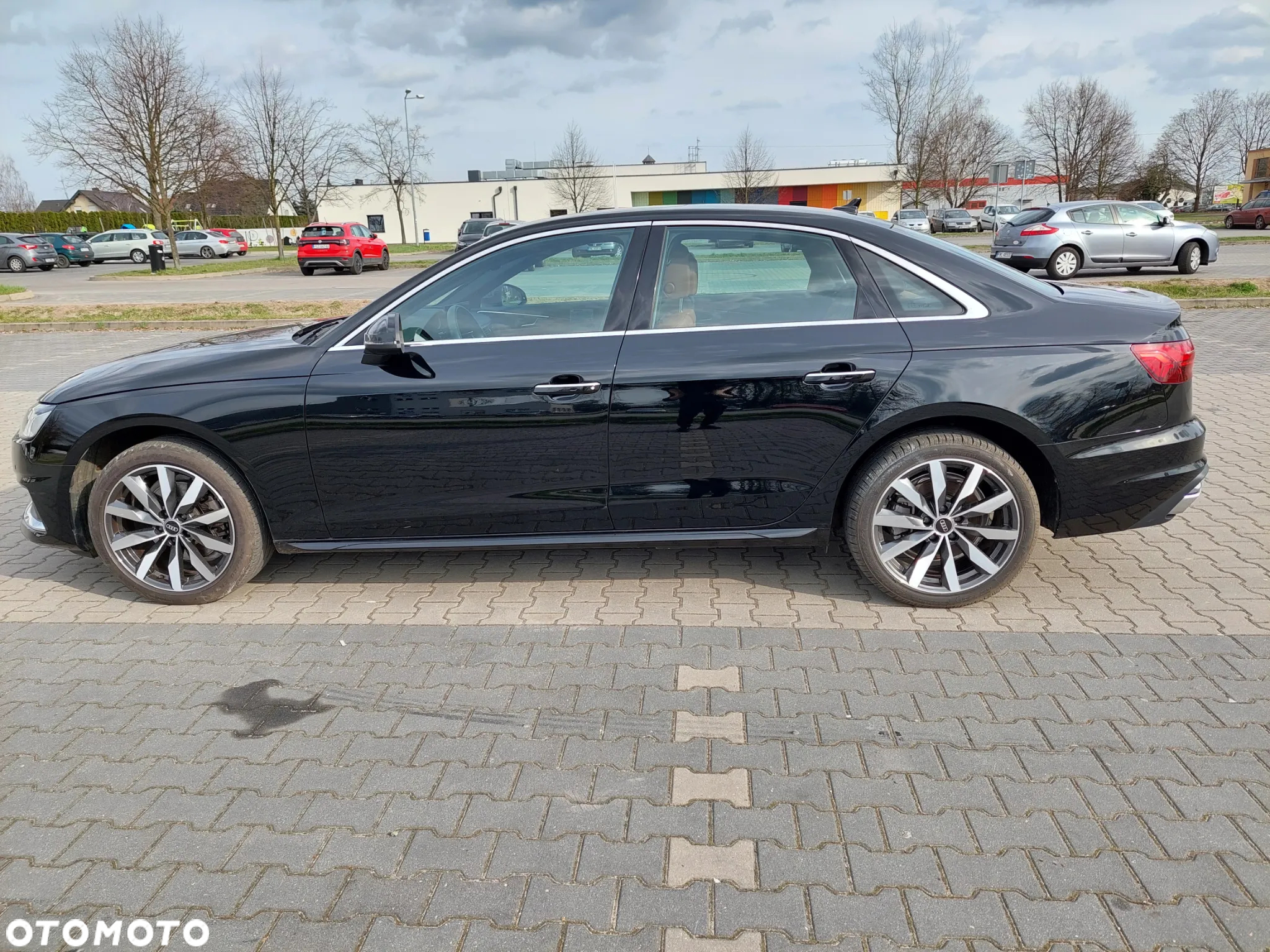 Audi A4 40 TFSI quattro S tronic advanced - 5