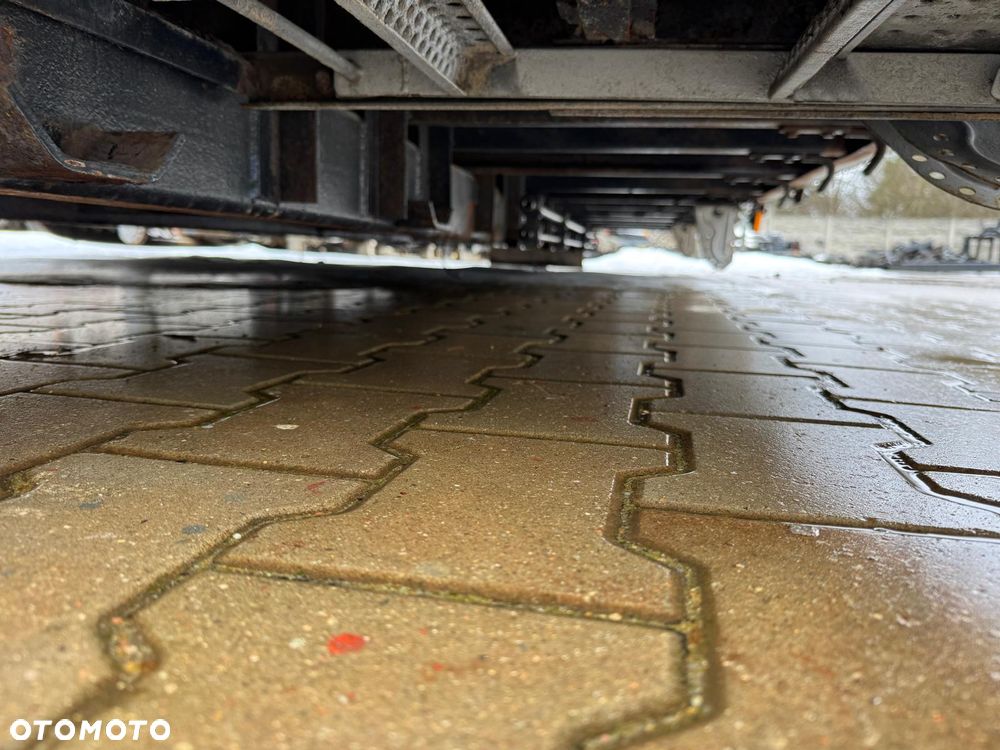 Skrzynia ładunkowa // 2015 r. // burty aluminiowe // MAN SCANIA RENAULT IVECO VOLVO DAF - 6