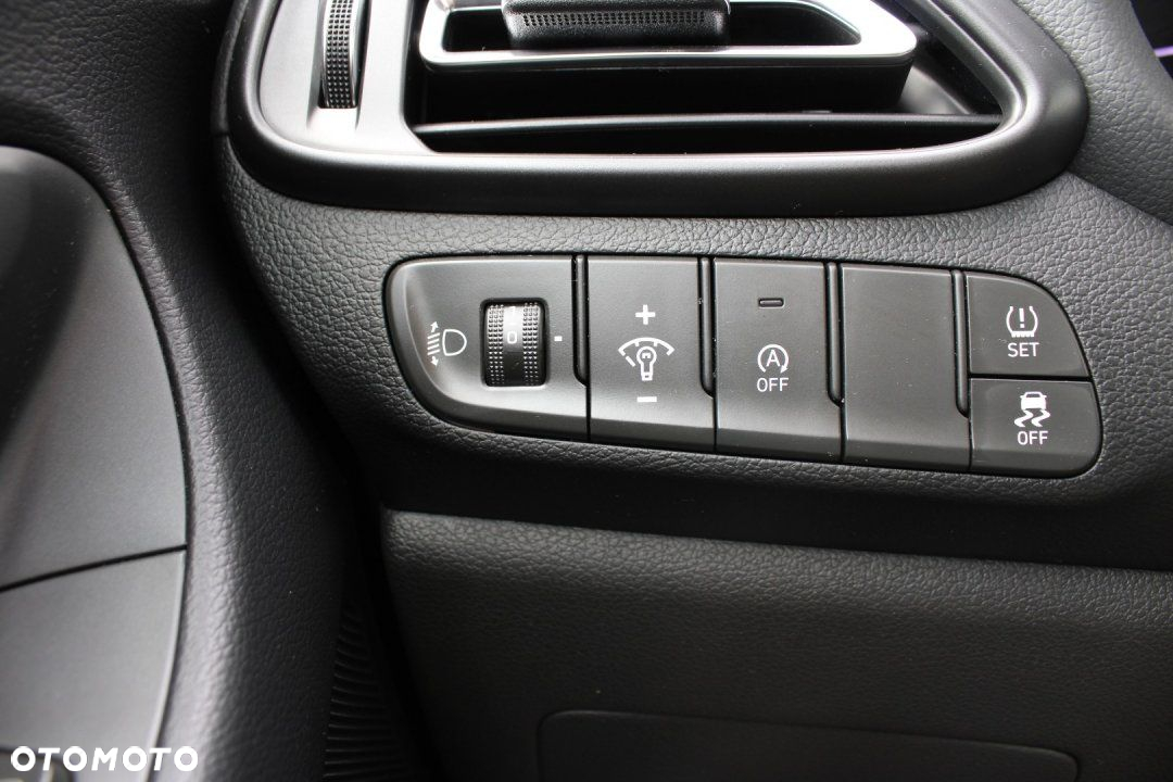 Hyundai i30 - 15