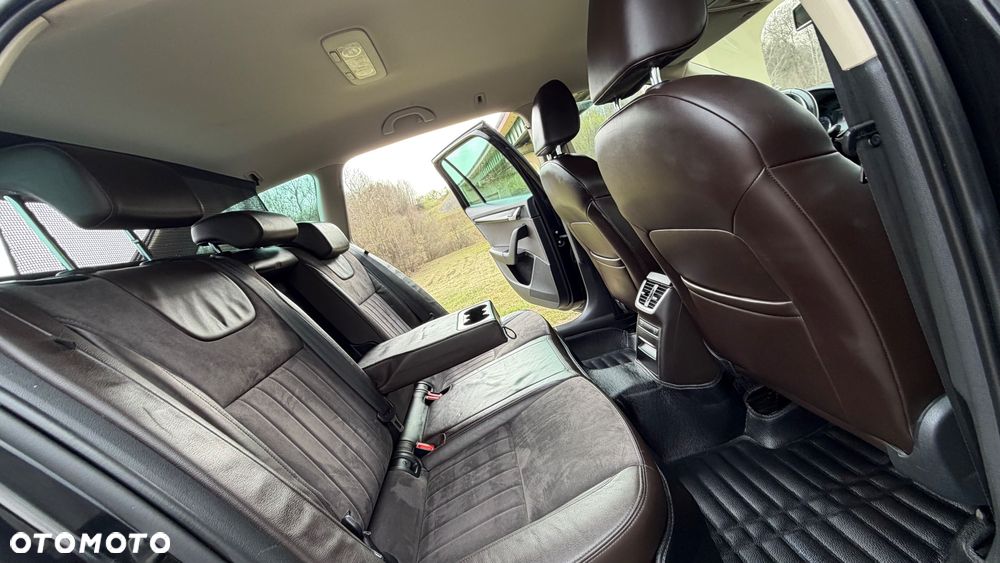 Skoda Octavia 2.0 TDI (Green tec) 4x4 DSG Scout - 7