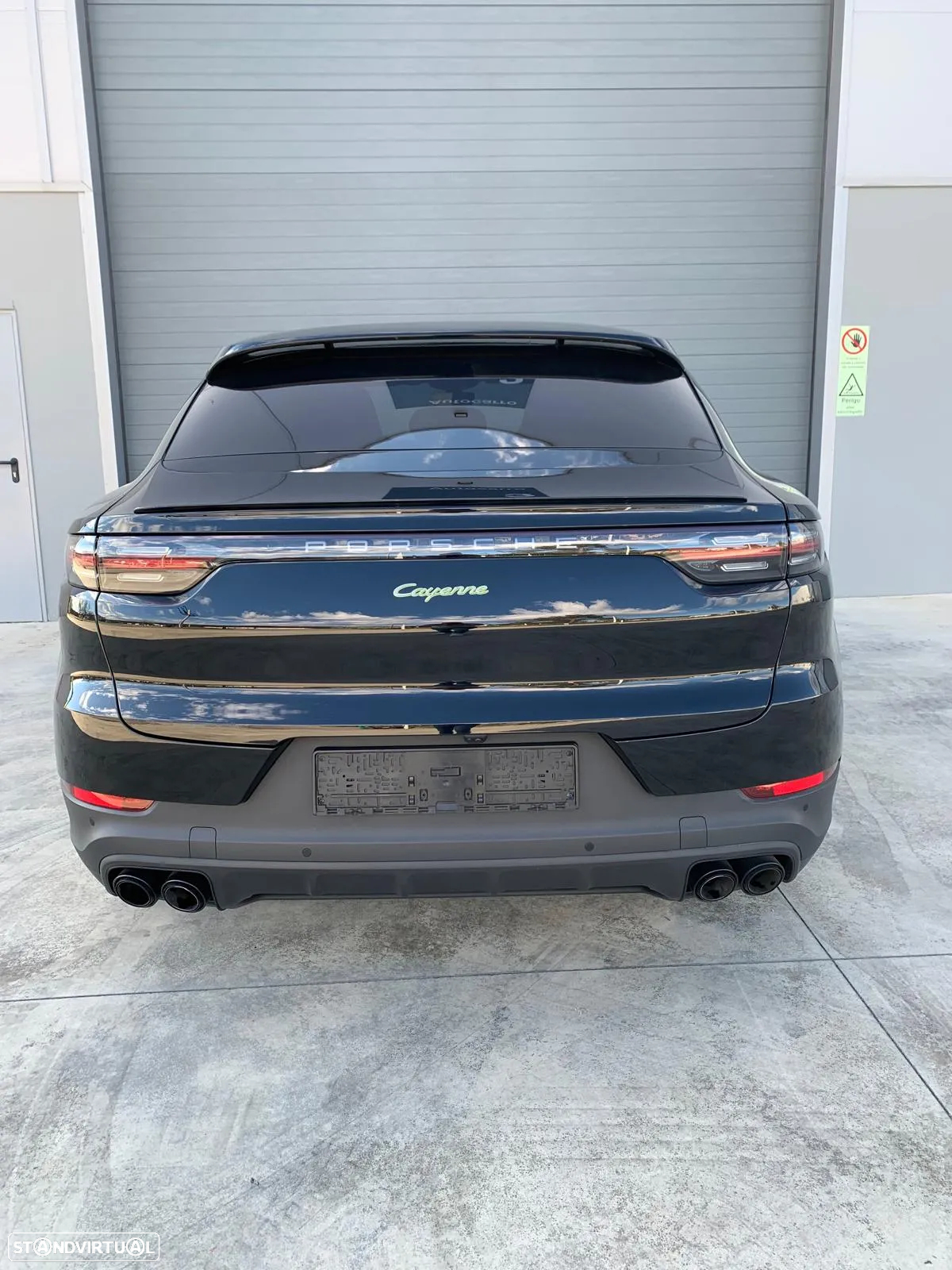 Porsche Cayenne Coupé E-Hybrid Platinum Edition - 24
