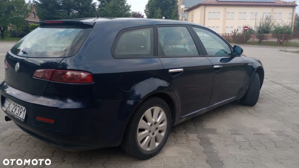 Alfa Romeo 159 - 2