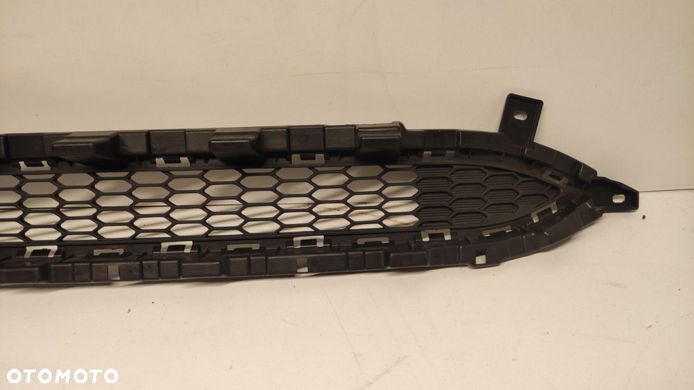 KRATKA ZDERZAKA ŚRODKOWA HYUNDAI I30 III LIFT 86561-G4500 20-24 - 3