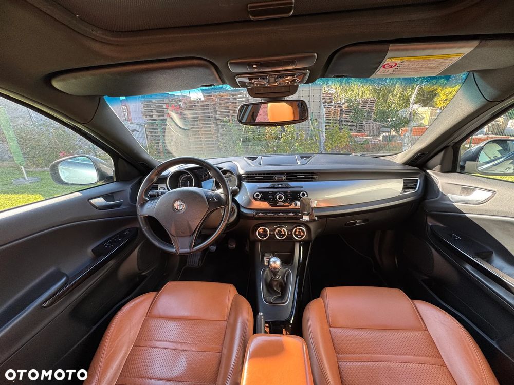 Alfa Romeo Giulietta - 11