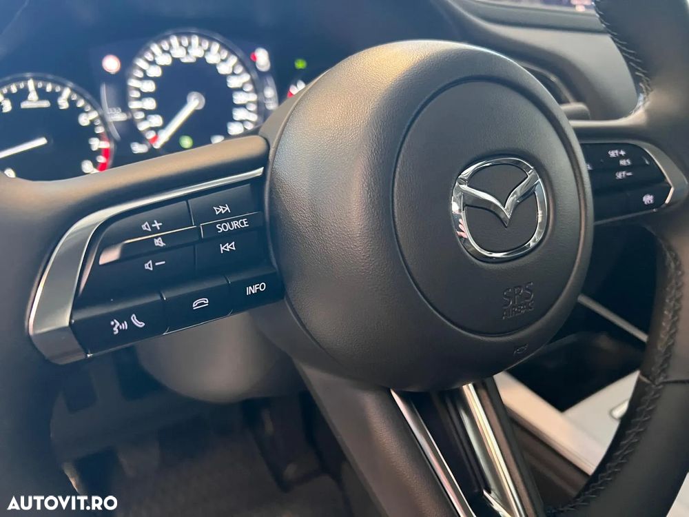 Mazda CX-30 e-SKYACTIV X186 MHEV Center-Line - 18