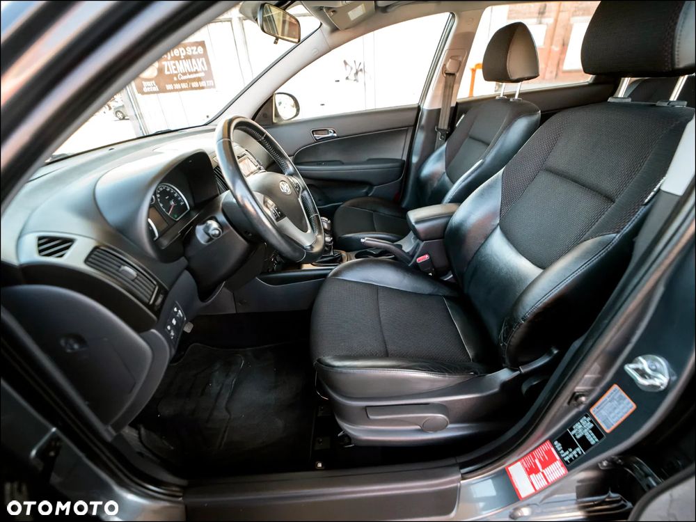 Hyundai i30 - 18