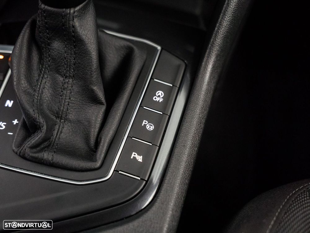VW Tiguan Allspace 2.0 TDI Confortline DSG - 22