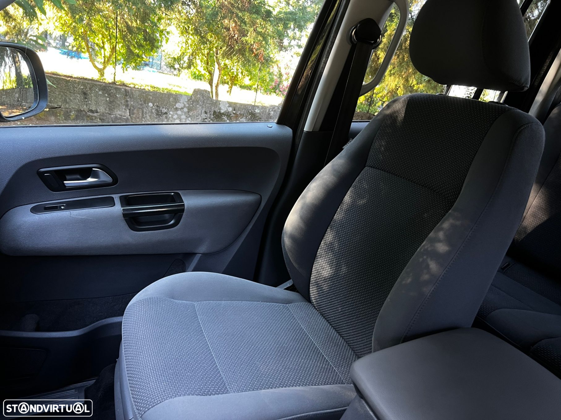 VW Amarok 2.0 BiTDI 4MOTION Trendline - 38