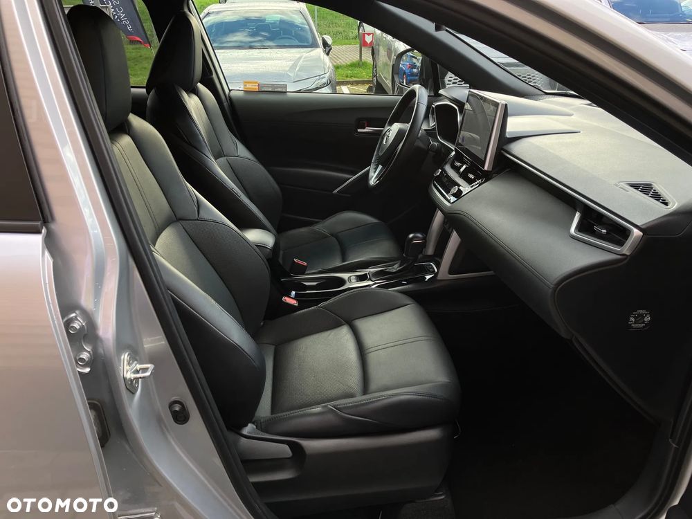 Toyota Corolla Cross 2.0 Hybrid Executive AWD - 20
