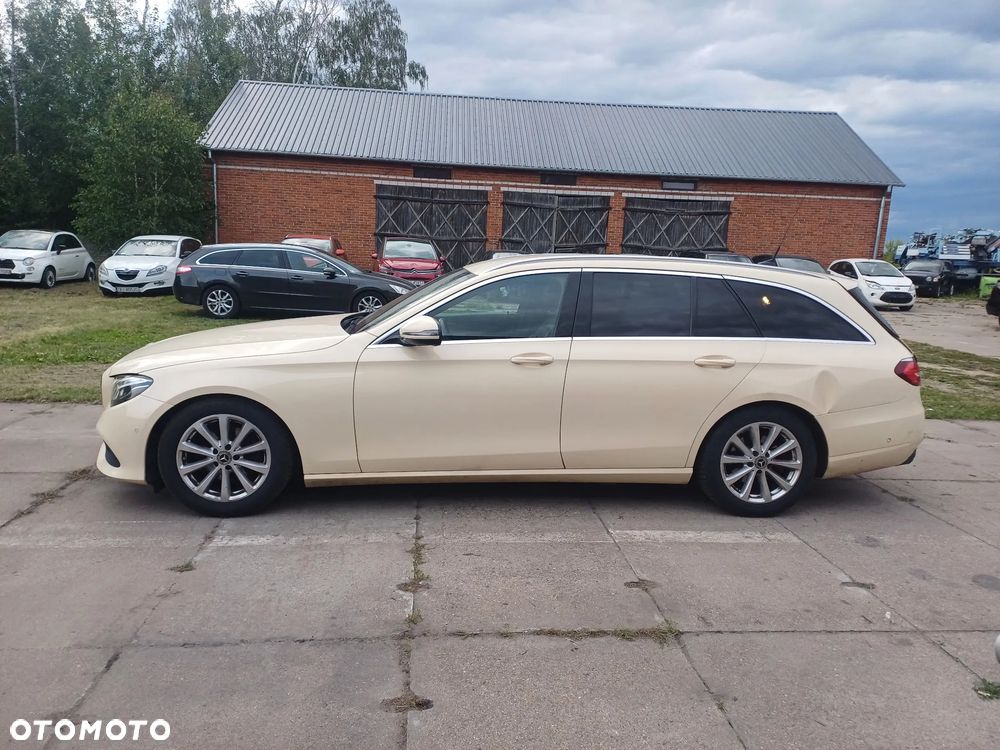 Mercedes-Benz Klasa E 200 d - 1