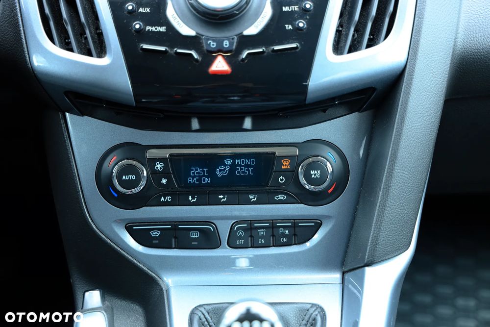 Ford Focus 1.6 EcoBoost Titanium - 14