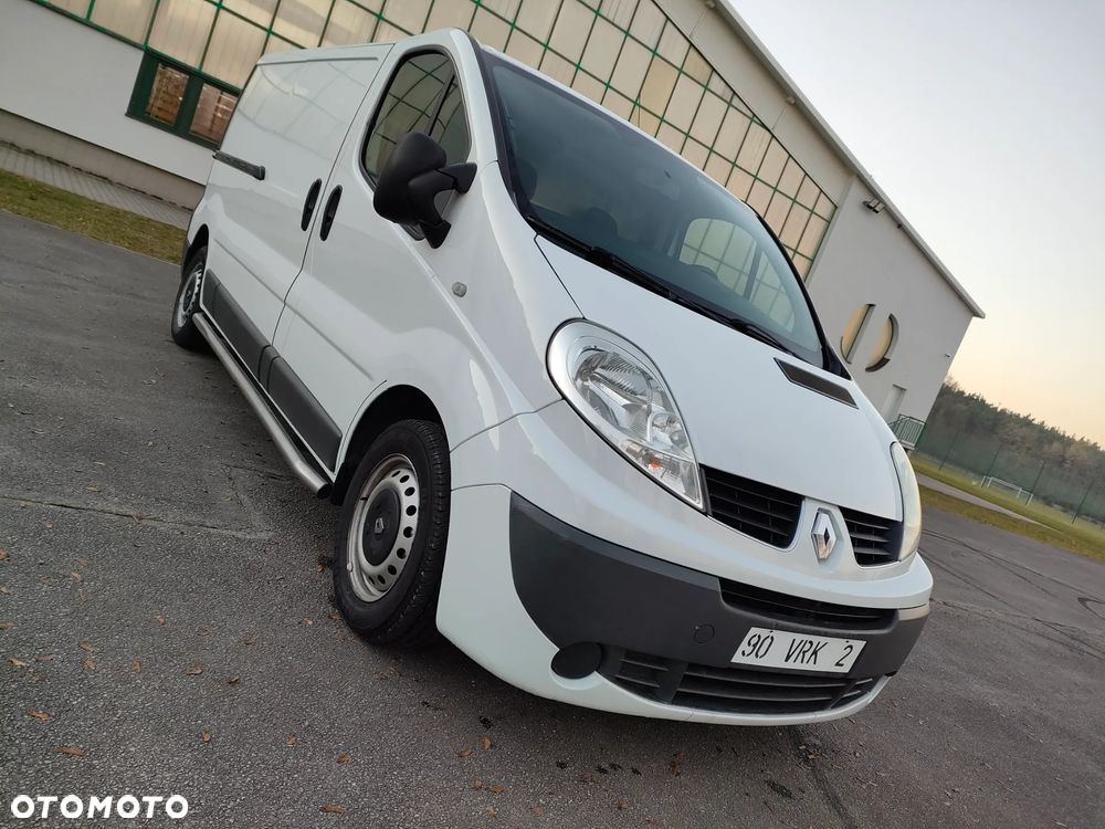 Renault Trafic - 8