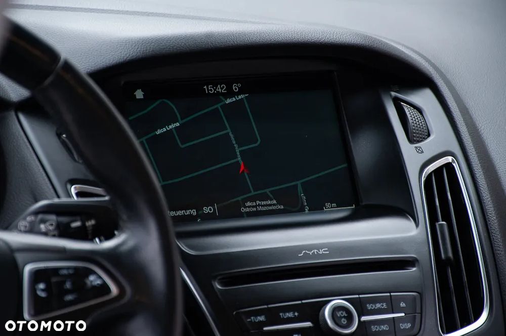 Ford Focus 1.5 EcoBoost Titanium Business - 11