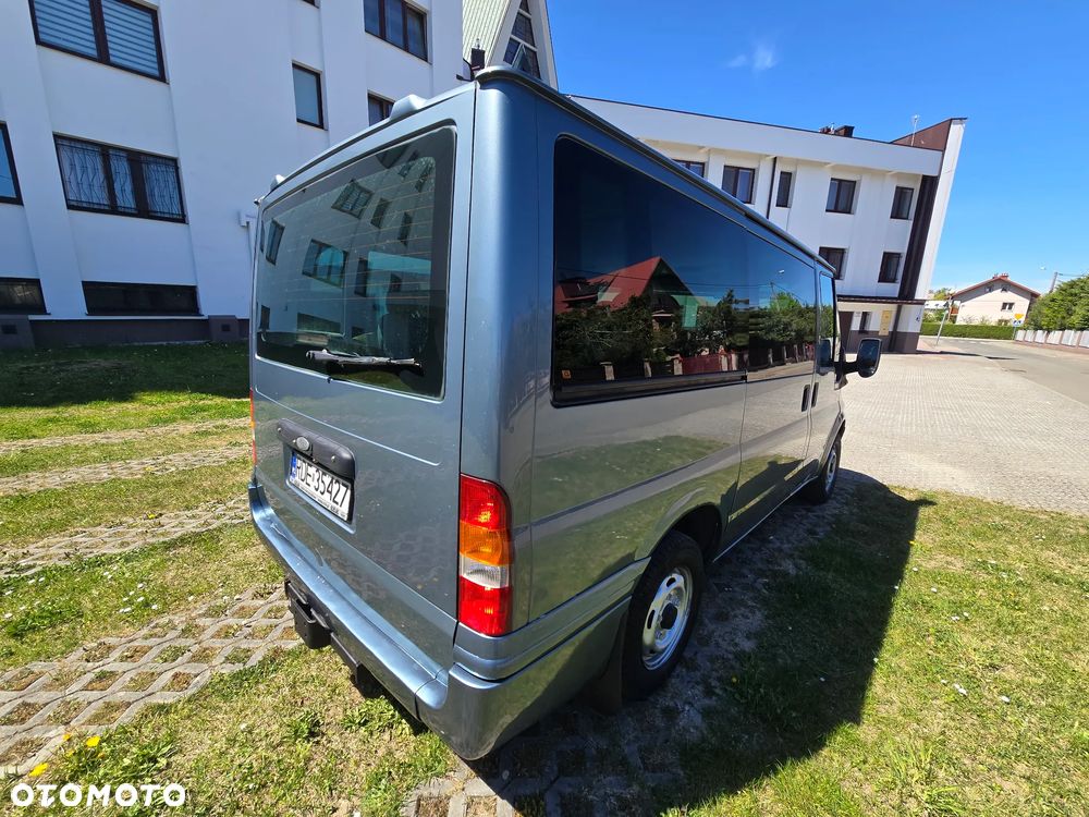 Ford Transit Tourneo GLX - 3