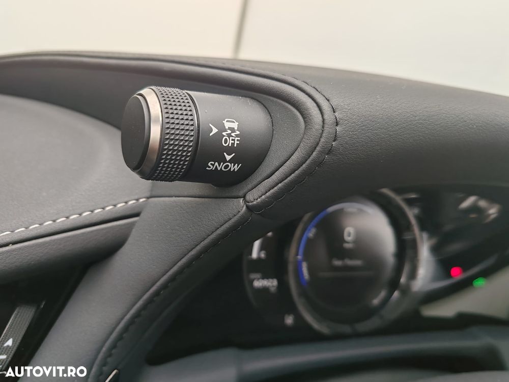 Lexus Seria LS - 31