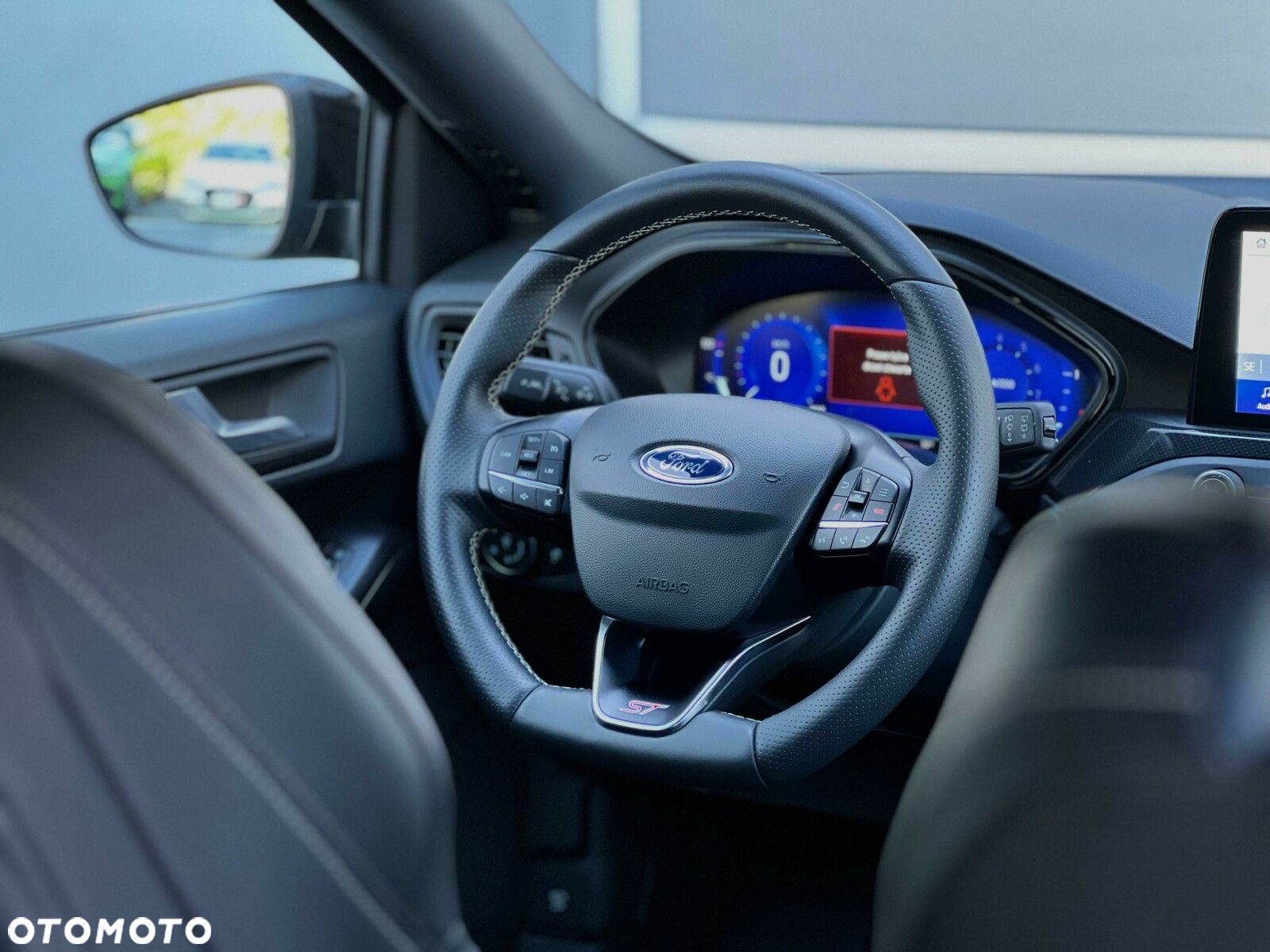 Ford Focus 2.3 EcoBoost ST - 25
