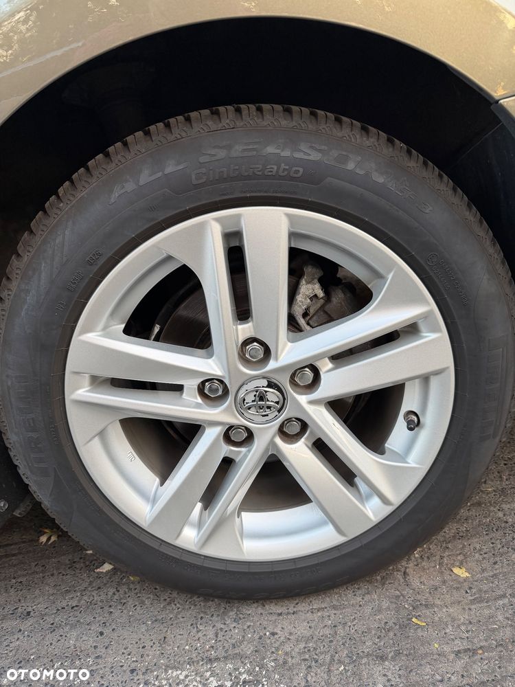 Toyota Corolla 2.0 Hybrid Comfort - 15