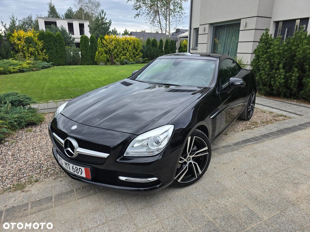 Mercedes-Benz SLK 200 (BlueEFFICIENCY) - 1