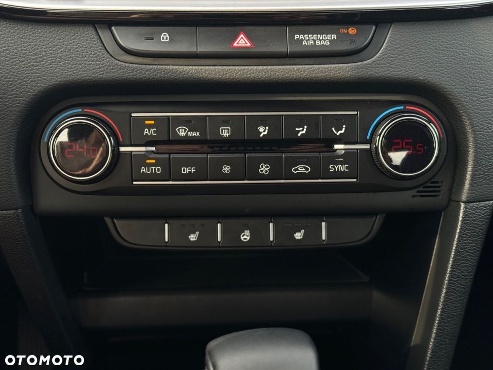 Kia XCeed - 16
