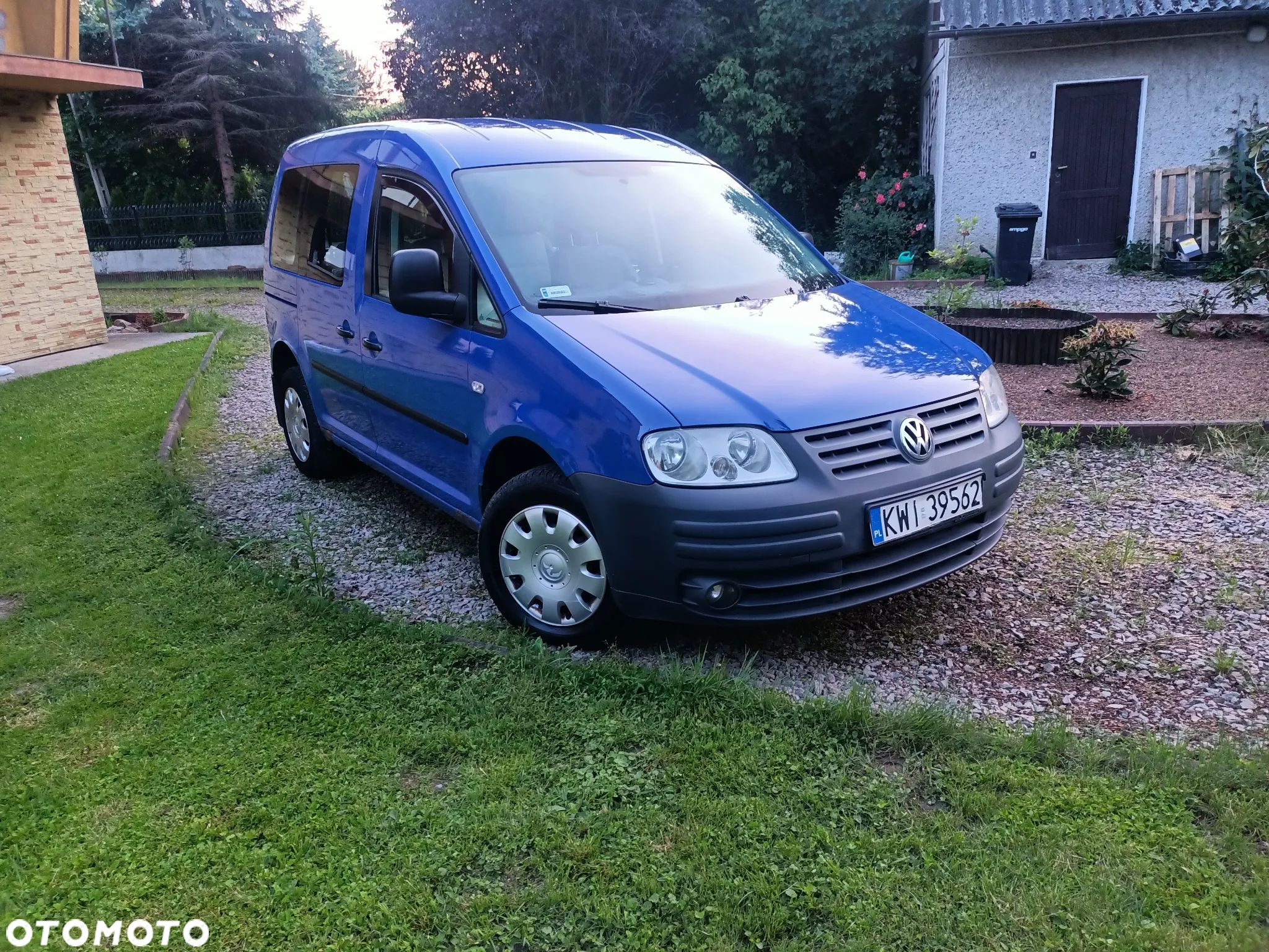 Volkswagen Caddy - 1