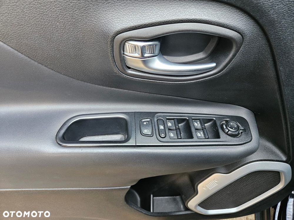 Jeep Renegade 1.4 MultiAir Limited FWD S&S - 10