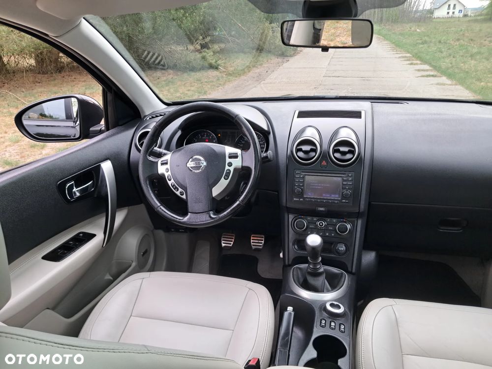 Nissan Qashqai+2 2.0 4x4 Tekna Premium - 27