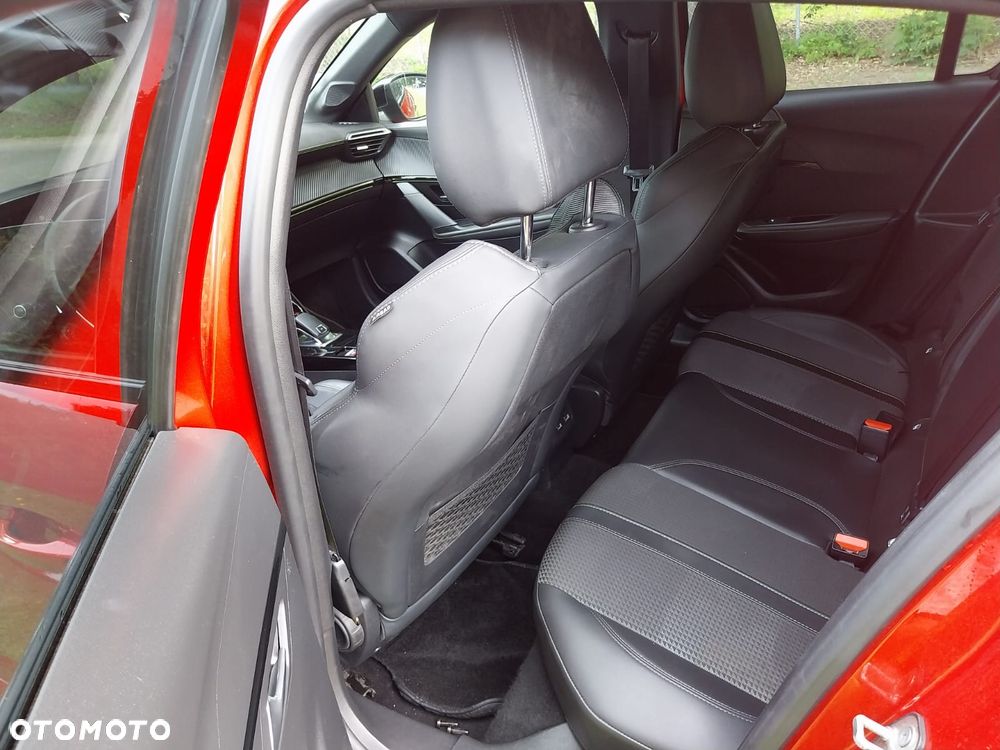 Peugeot 208 PureTech 130 EAT8 GT Pack - 21