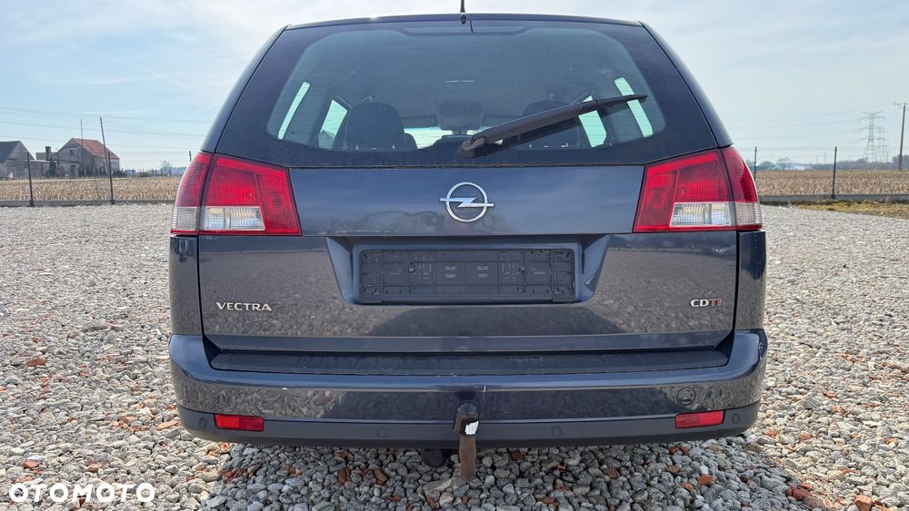 Opel Vectra 1.9 CDTI DPF Cosmo Plus - 26