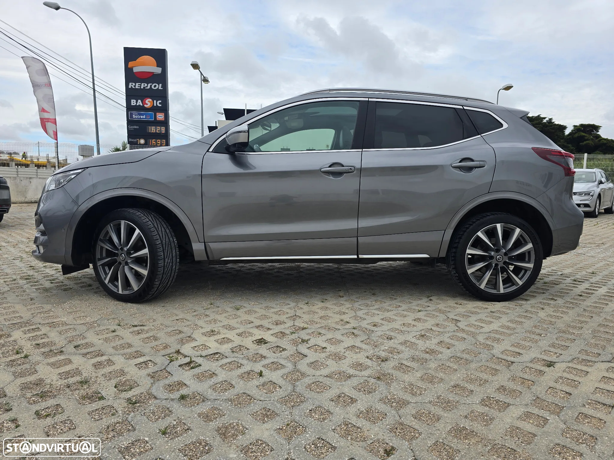 Nissan Qashqai 1.5 dCi DCT TEKNA+ - 3